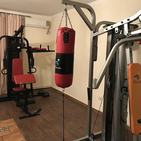 Saltanat Hotel Taldykorgan Ngoại thất bức ảnh